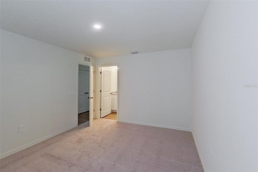 4020 Garden Boulevard - Photo 10