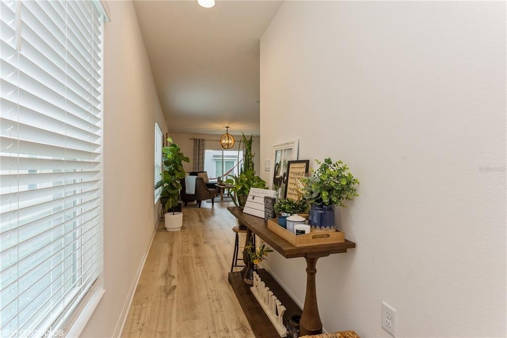 6985 Wilson Pasture Avenue - Photo 8
