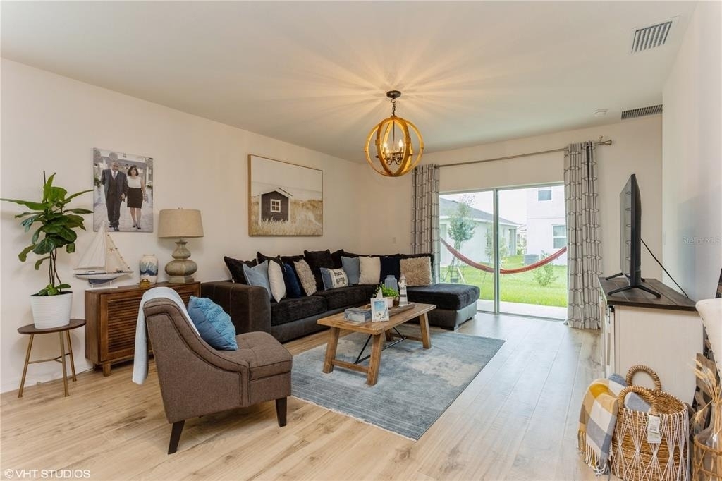 6985 Wilson Pasture Avenue - Photo 10