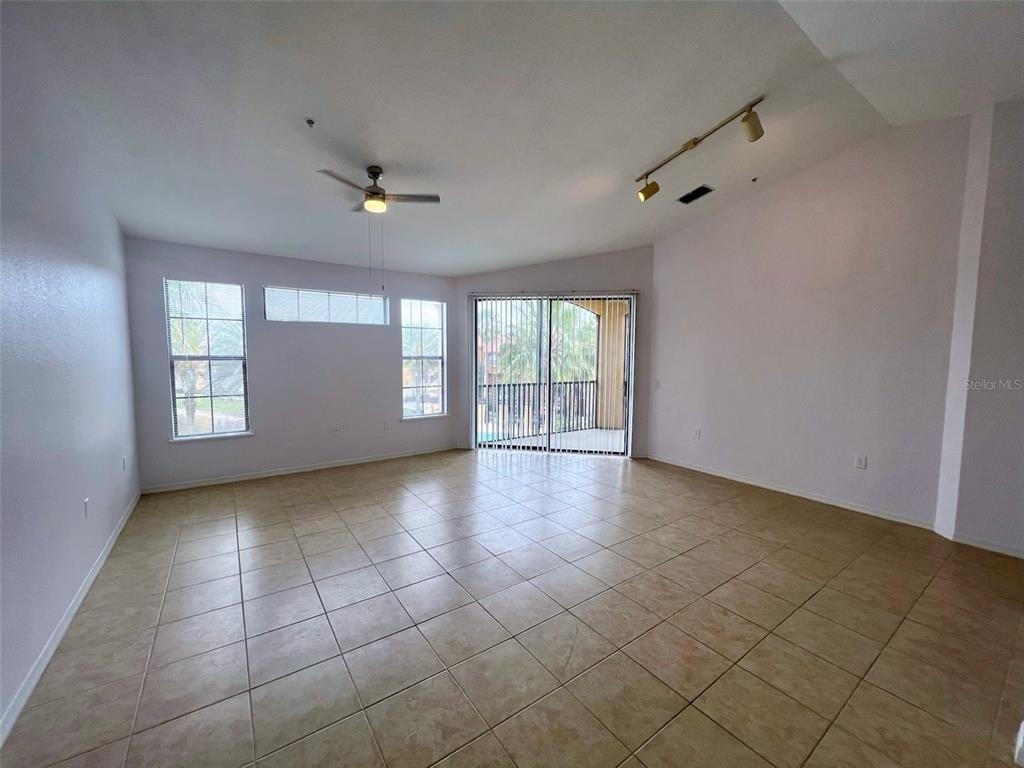 6153 Metrowest Boulevard - Photo 7