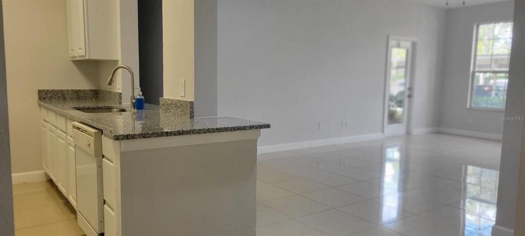 7147 Yacht Basin Avenue - Photo 4
