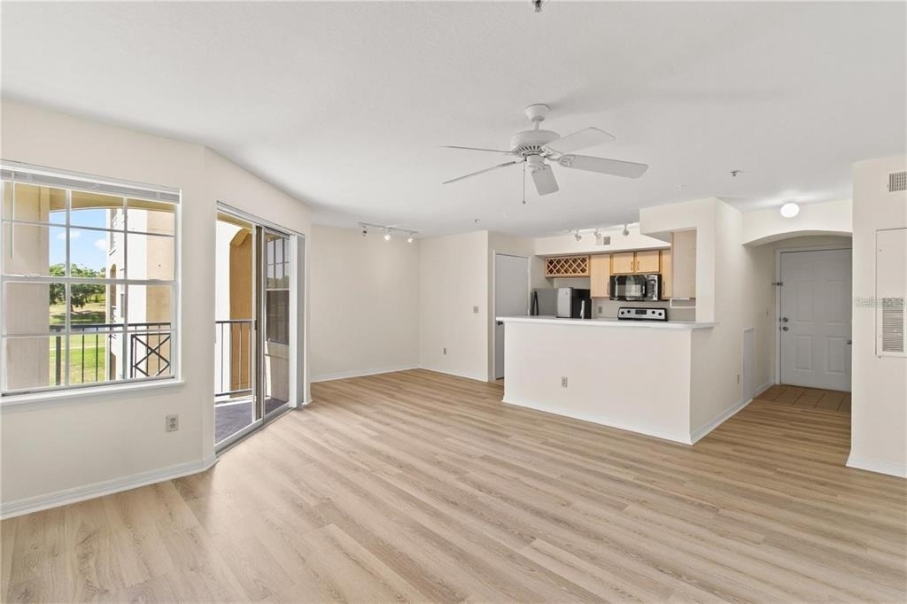 7330 Westpointe Boulevard - Photo 8