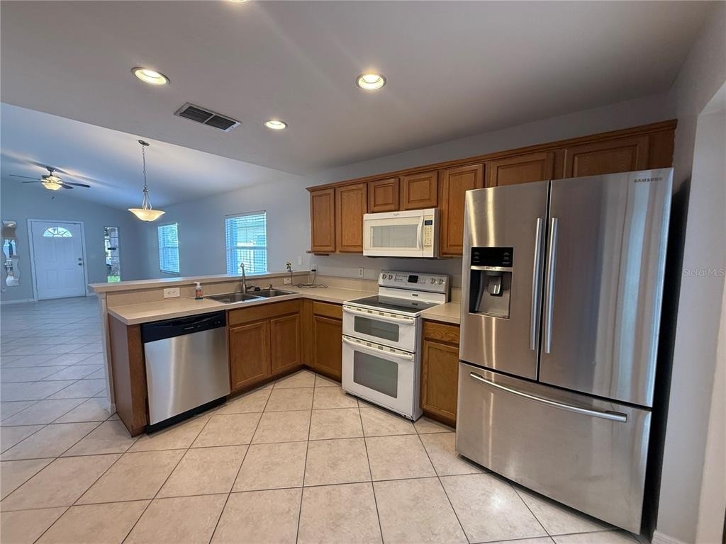 1084 Amanda Kay Circle - Photo 6