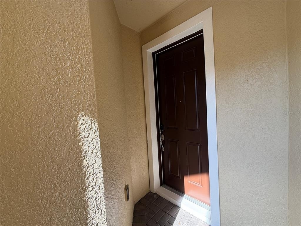 1018 Capitol Hill Court - Photo 4