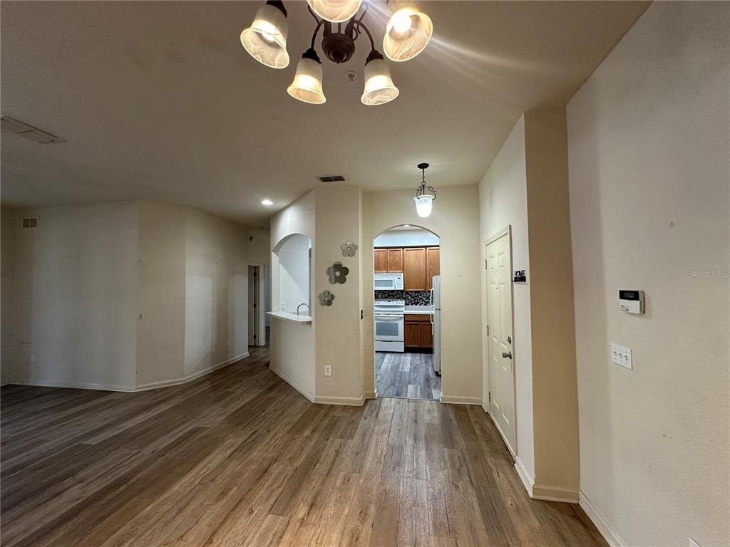 3301 Whitestone Circle - Photo 7