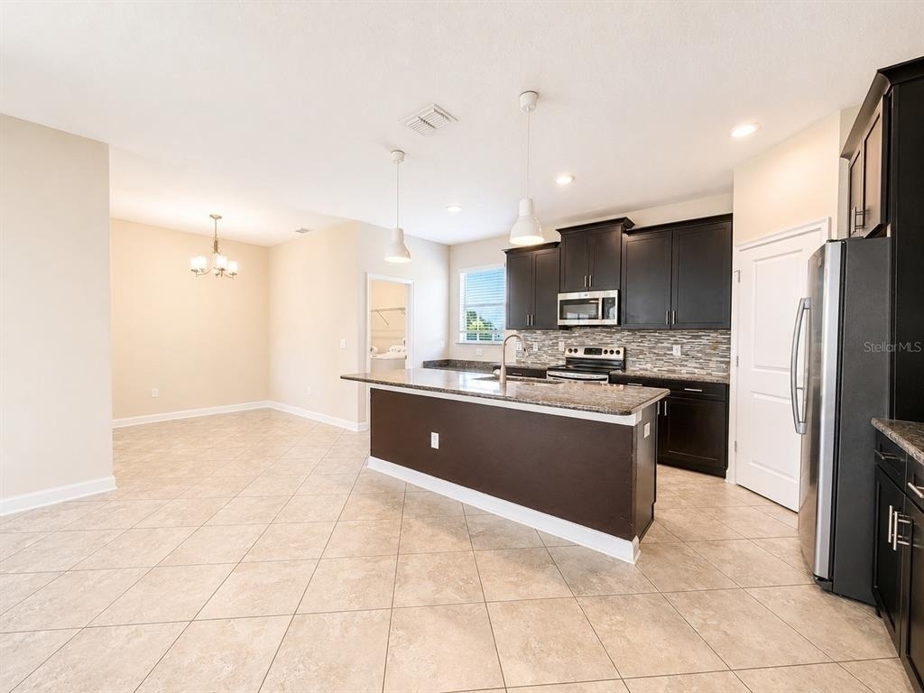 10188 Authors Way - Photo 4