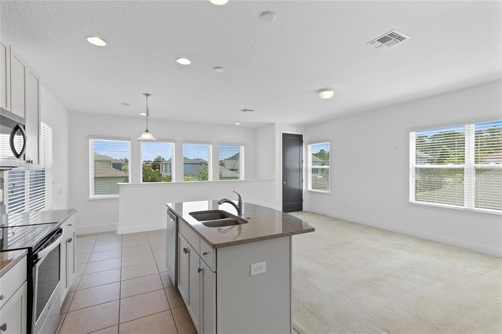 13153 Lessing Avenue - Photo 7
