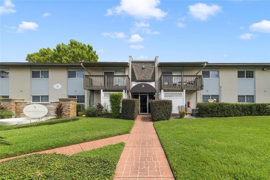 1695 Lee Road - Photo 9