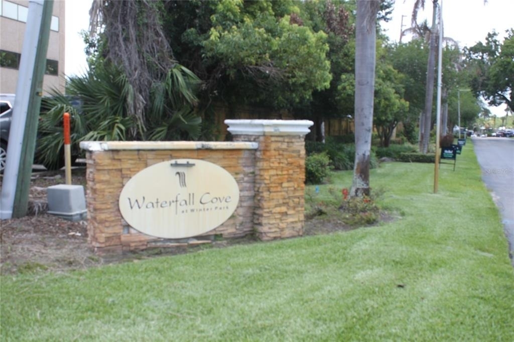 1695 Lee Road - Photo 3