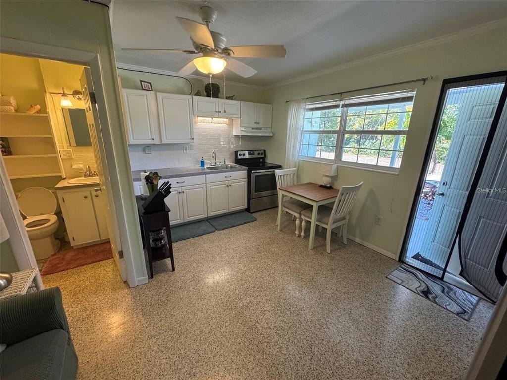 104 Base Avenue W - Photo 3