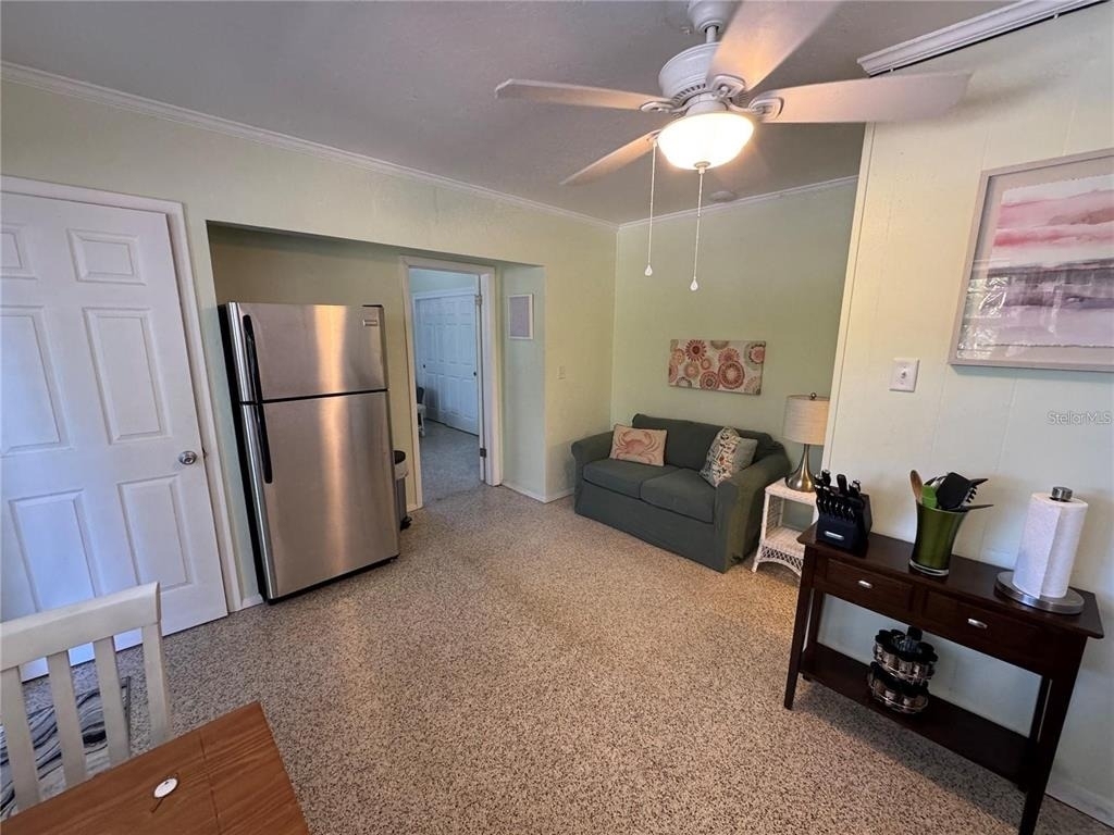 104 Base Avenue W - Photo 4