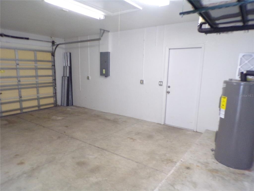 385 Sunflower Street - Photo 28