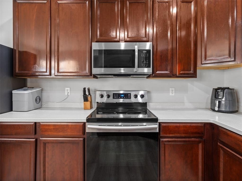 3831 Parkridge Circle - Photo 11