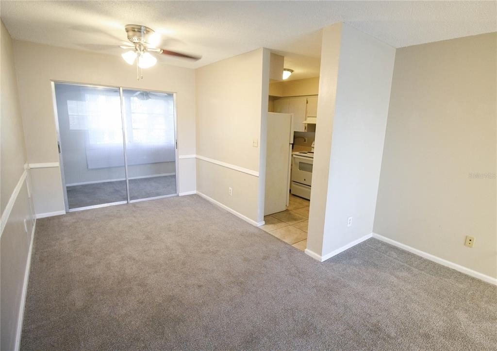 4507 9th Street W - Photo 3