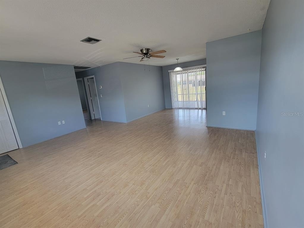 22329 Niagara Avenue - Photo 11