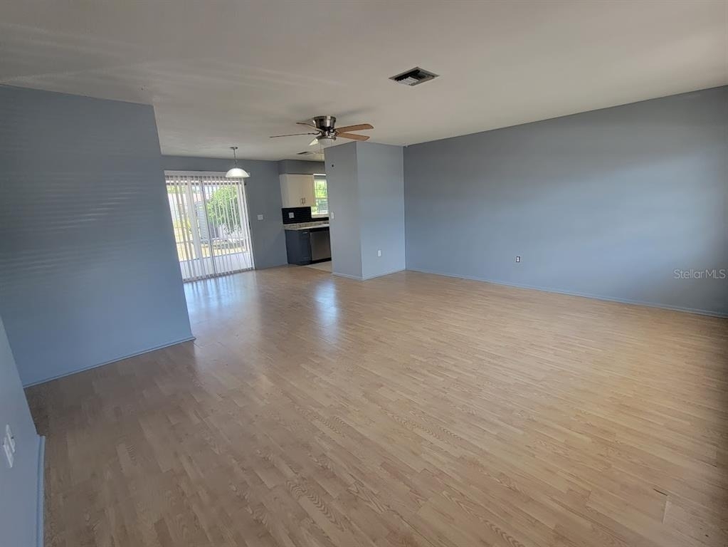 22329 Niagara Avenue - Photo 4