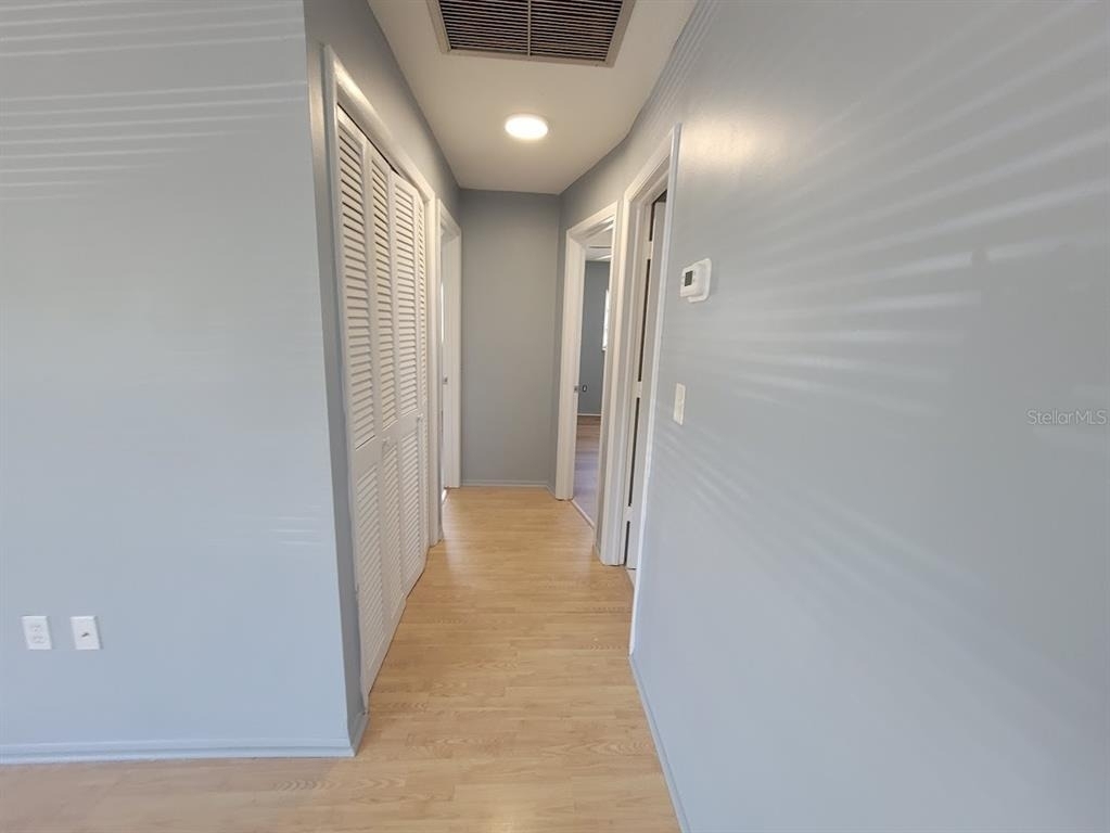 22329 Niagara Avenue - Photo 13