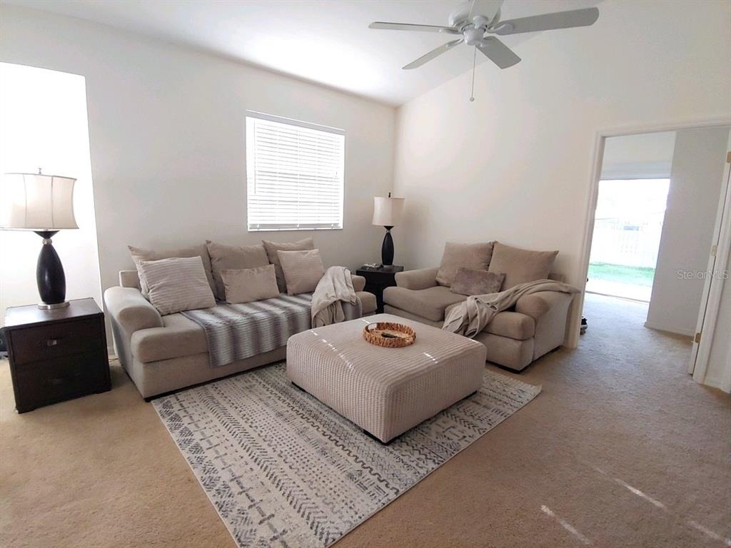 412 W 28th Street - Photo 5