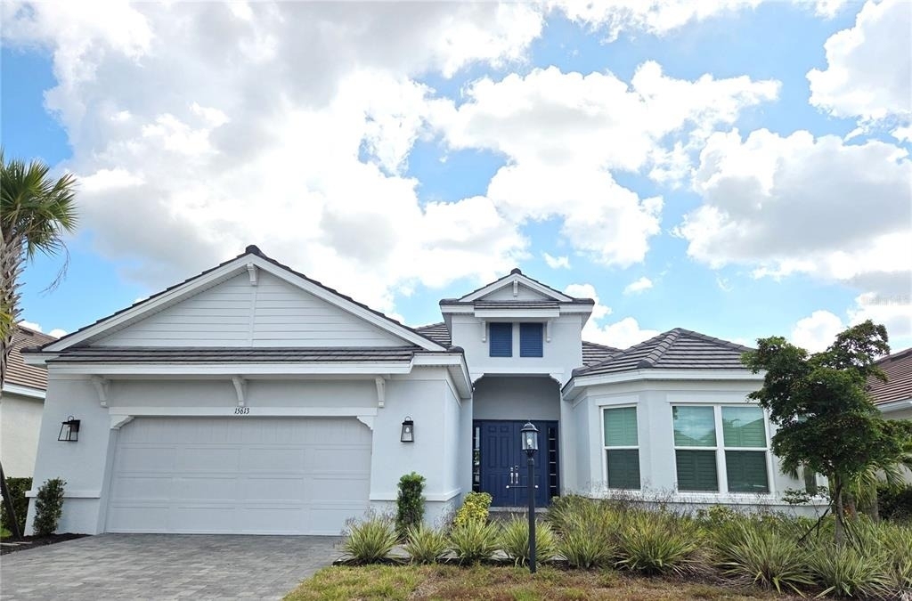 15613 San Lazzaro Avenue - Photo 0