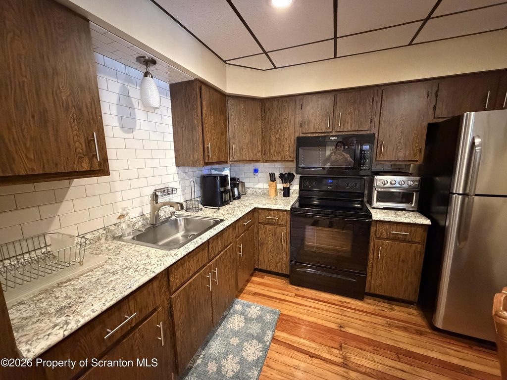 711 Main Street - Photo 9