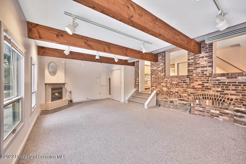 1409 Penn Avenue - Photo 16