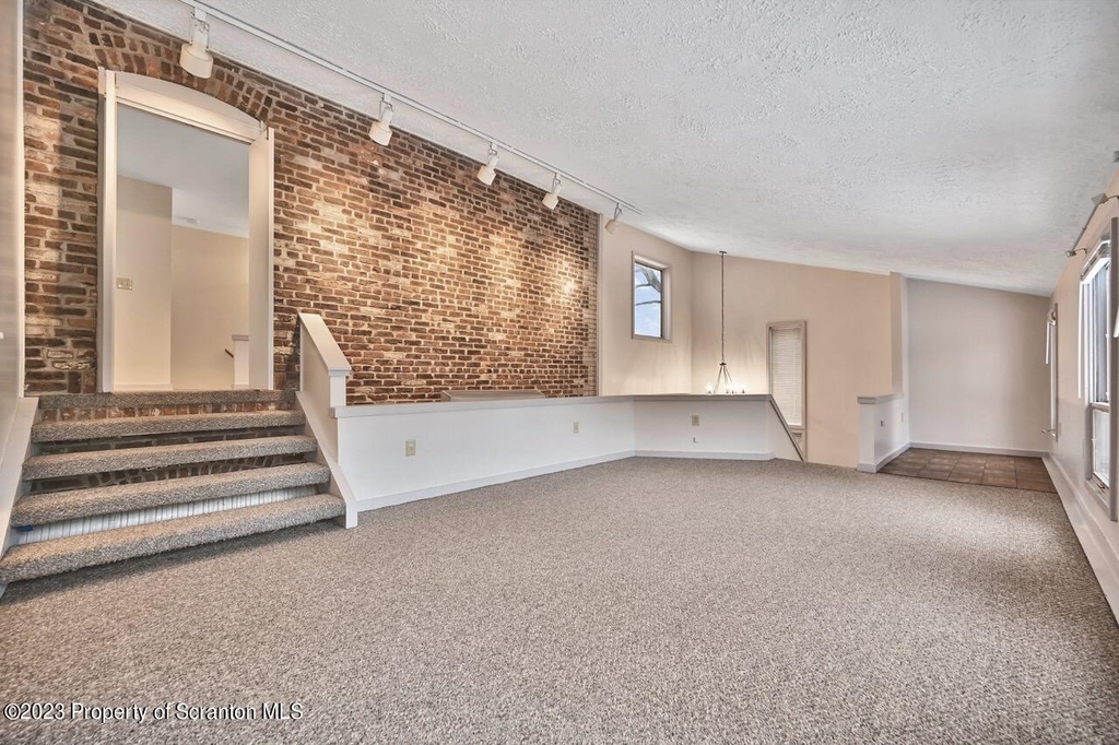 1409 Penn Avenue - Photo 30