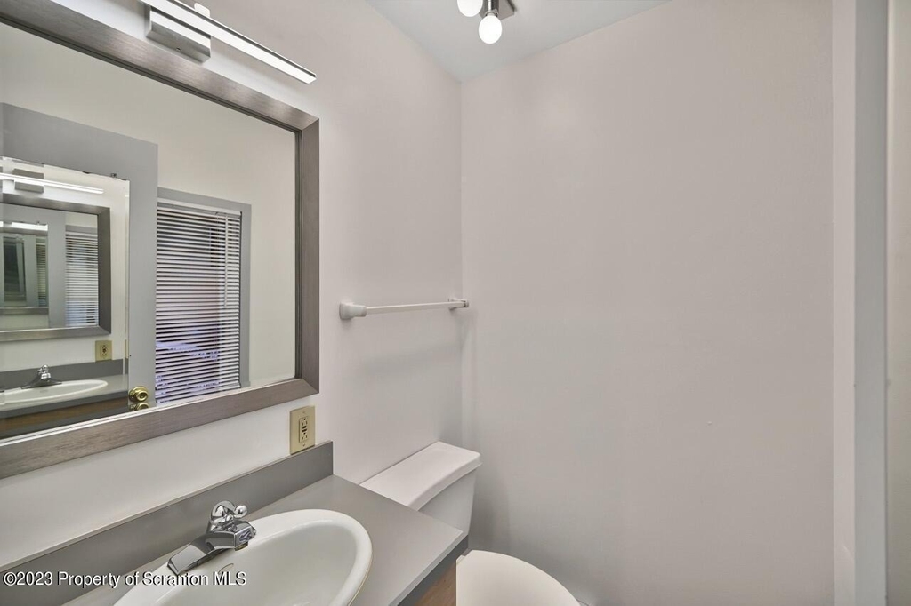 1409 Penn Avenue - Photo 21