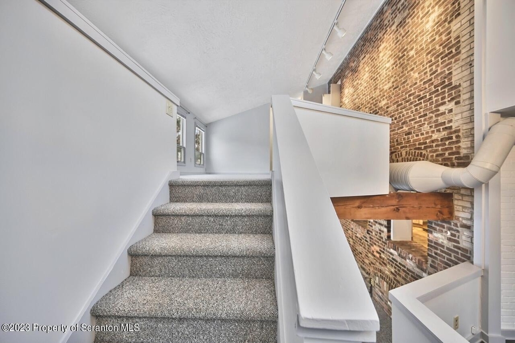 1409 Penn Avenue - Photo 25