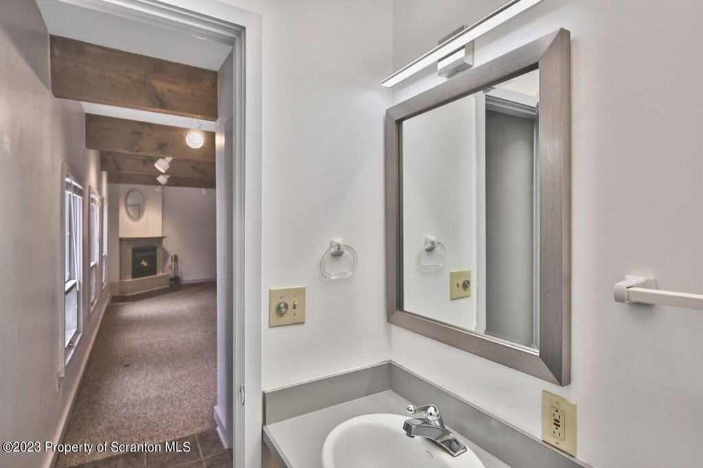 1409 Penn Avenue - Photo 22