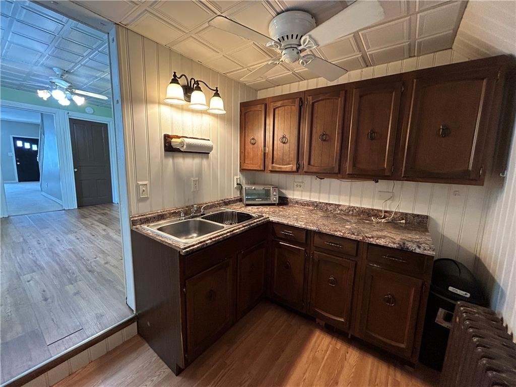 131 E Union Boulevard - Photo 6