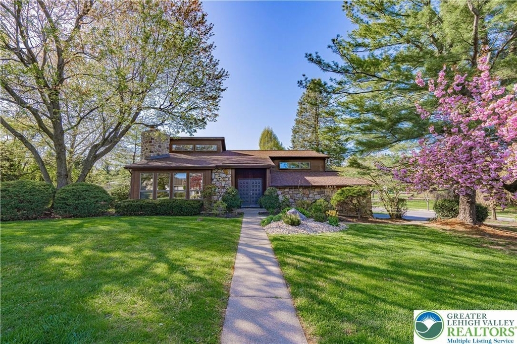 3705 Vale View Drive - Photo 0
