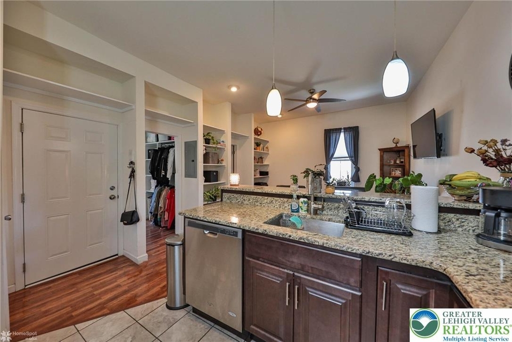 328 Polk - Photo 1