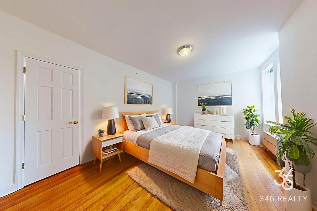 596 Edgecombe Avenue - Photo 1