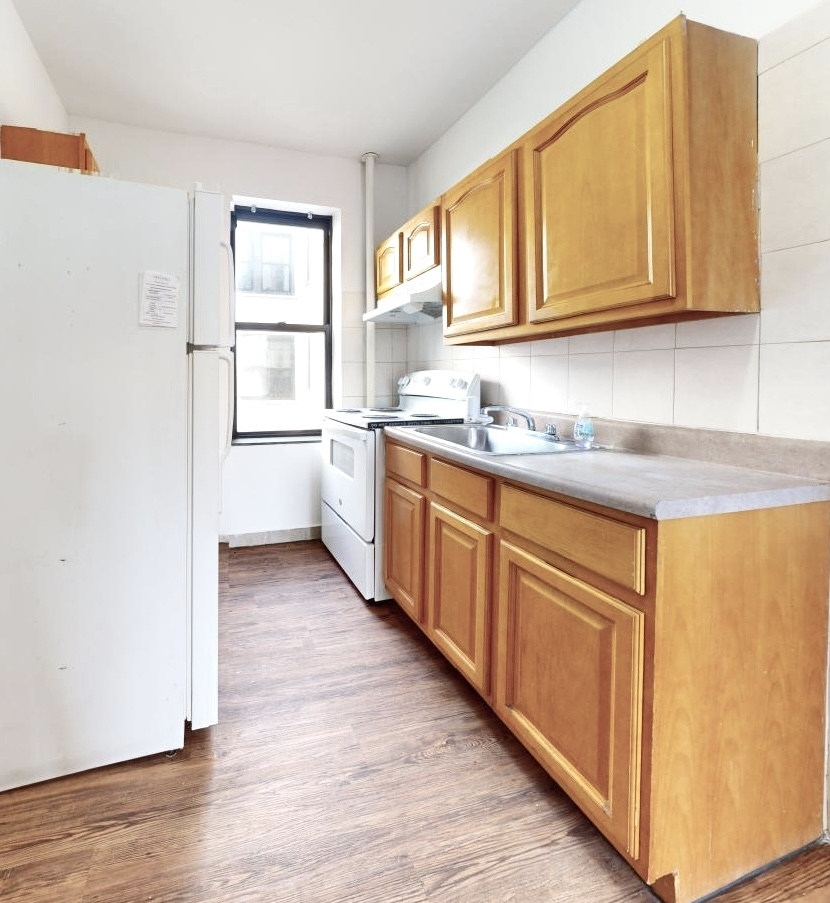 41-07 28th Avenue - Photo 3
