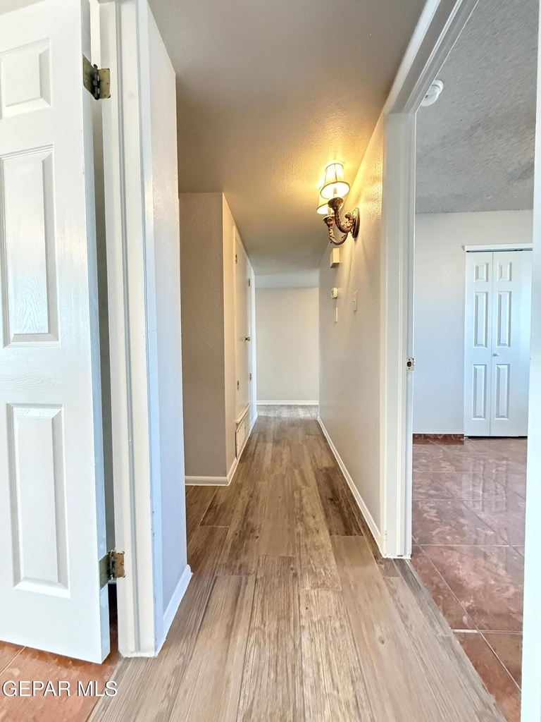 9321 Sorbonne Drive - Photo 25