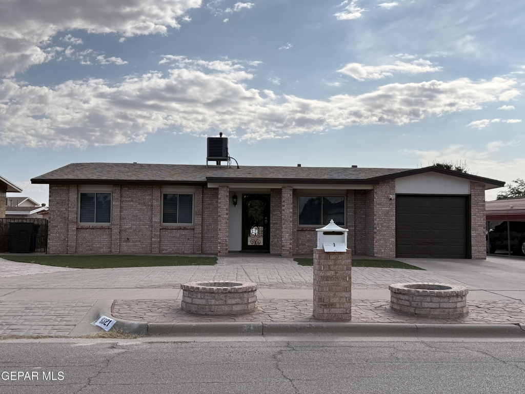 9321 Sorbonne Drive - Photo 0