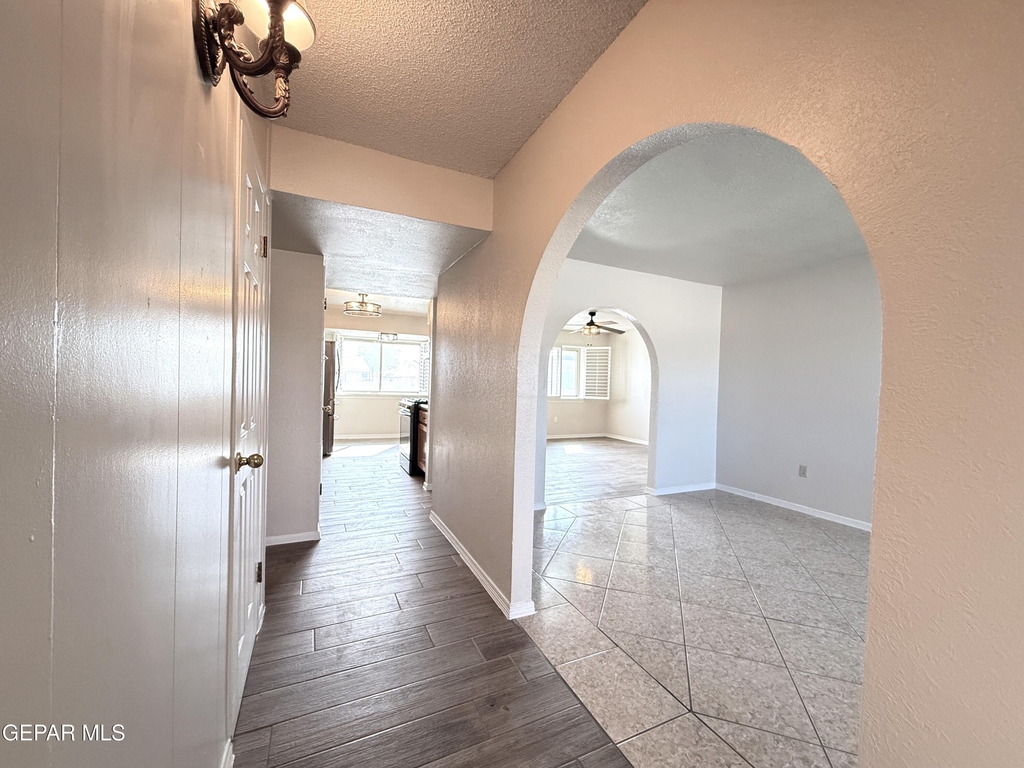 9321 Sorbonne Drive - Photo 3