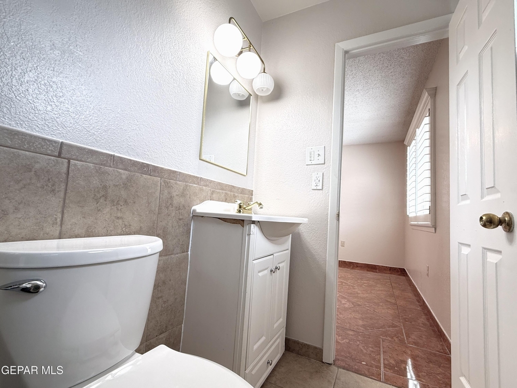 9321 Sorbonne Drive - Photo 31