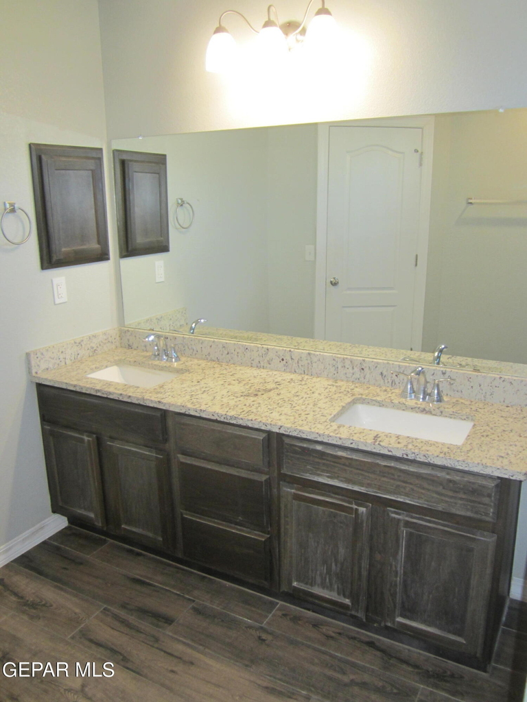 12253 Desert Cliff Court - Photo 38