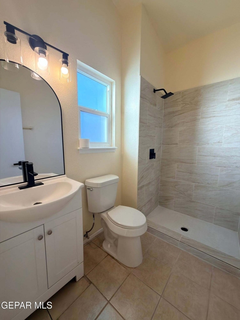 2121 Lake Omega Street - Photo 13