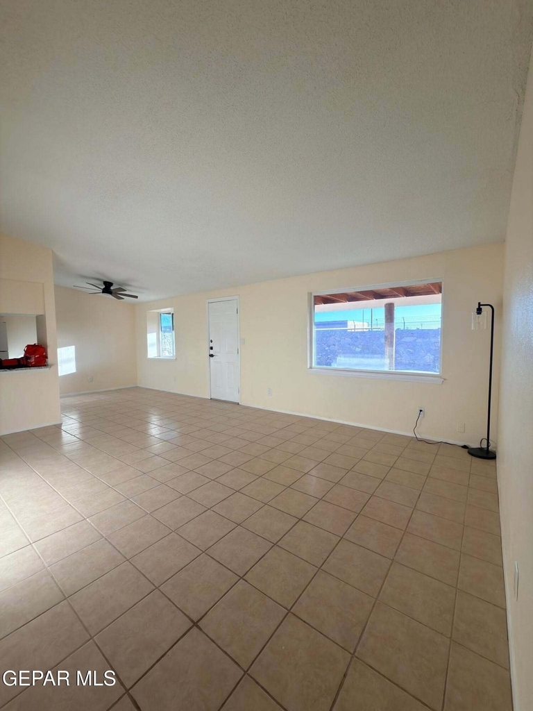 2121 Lake Omega Street - Photo 6
