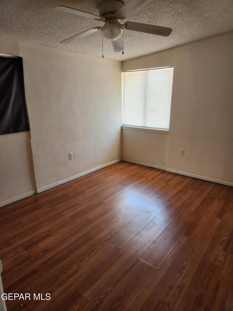 10331 Blythe Drive - Photo 9