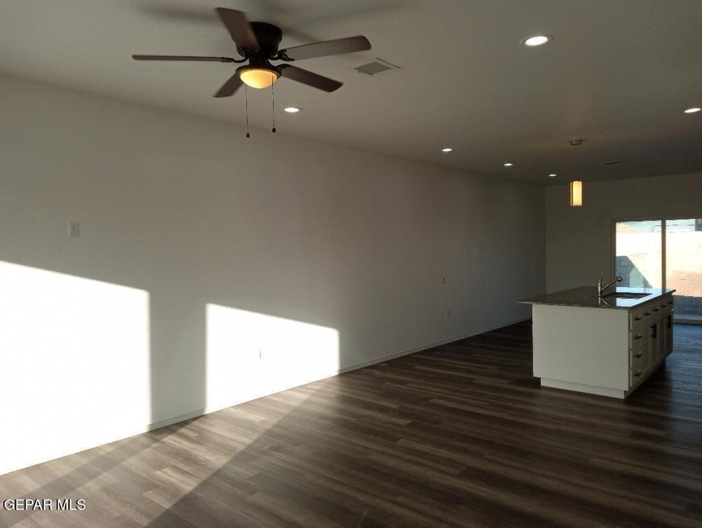 718 Cobre Street - Photo 4