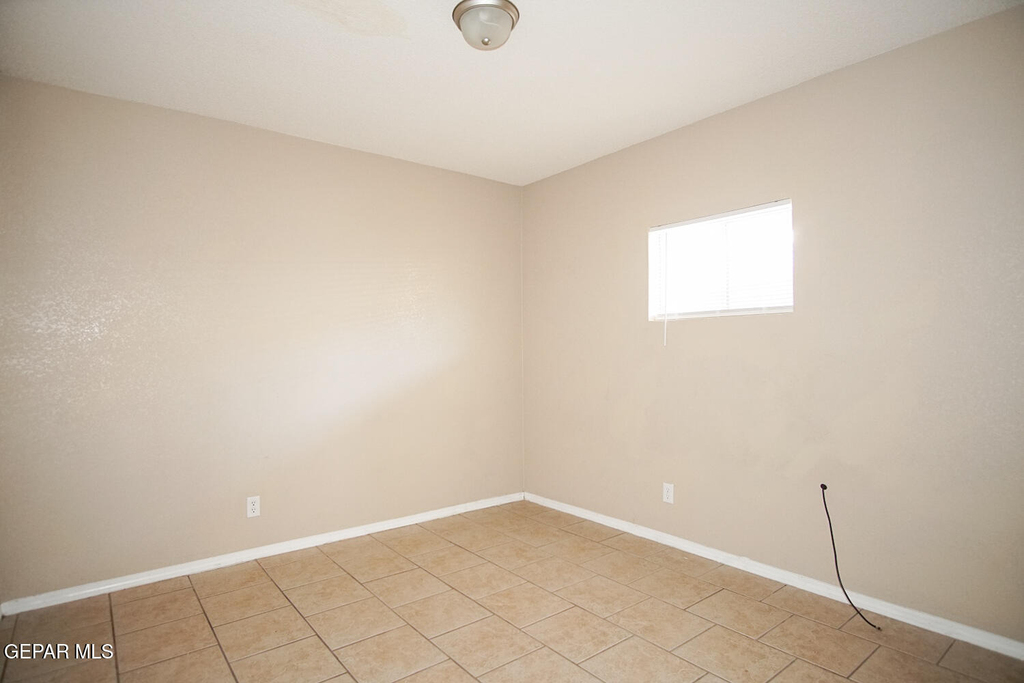 8604 Lawson Street - Photo 7