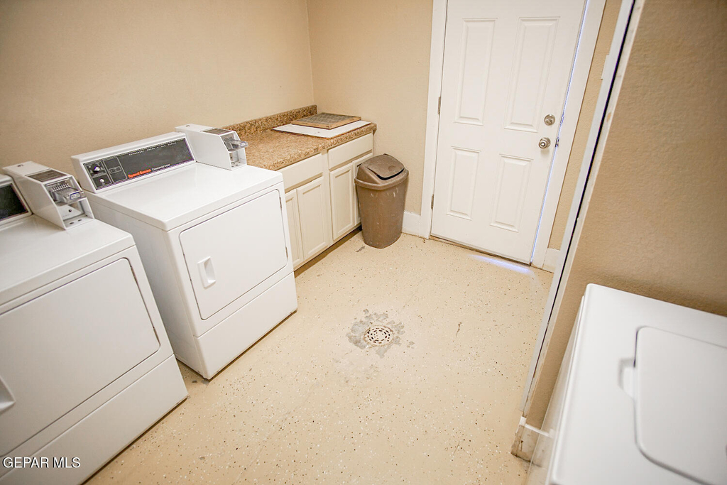 8604 Lawson Street - Photo 12
