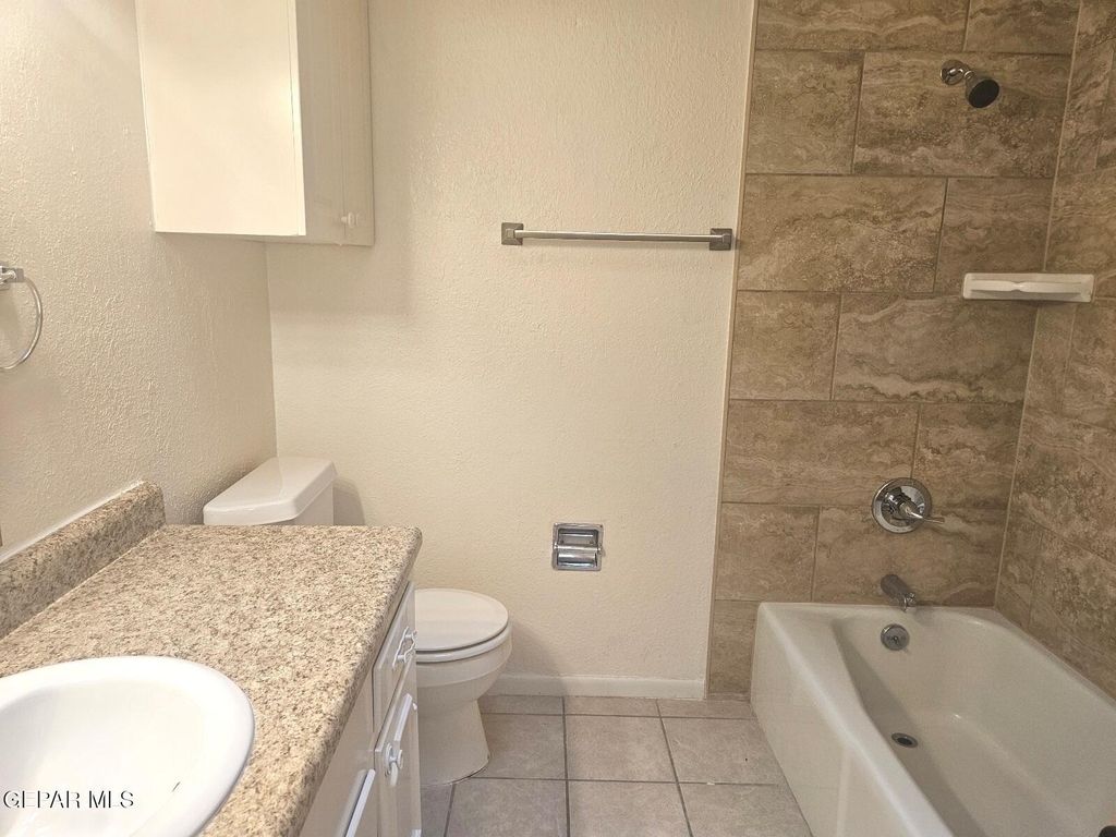 6832 Escondido Drive - Photo 7