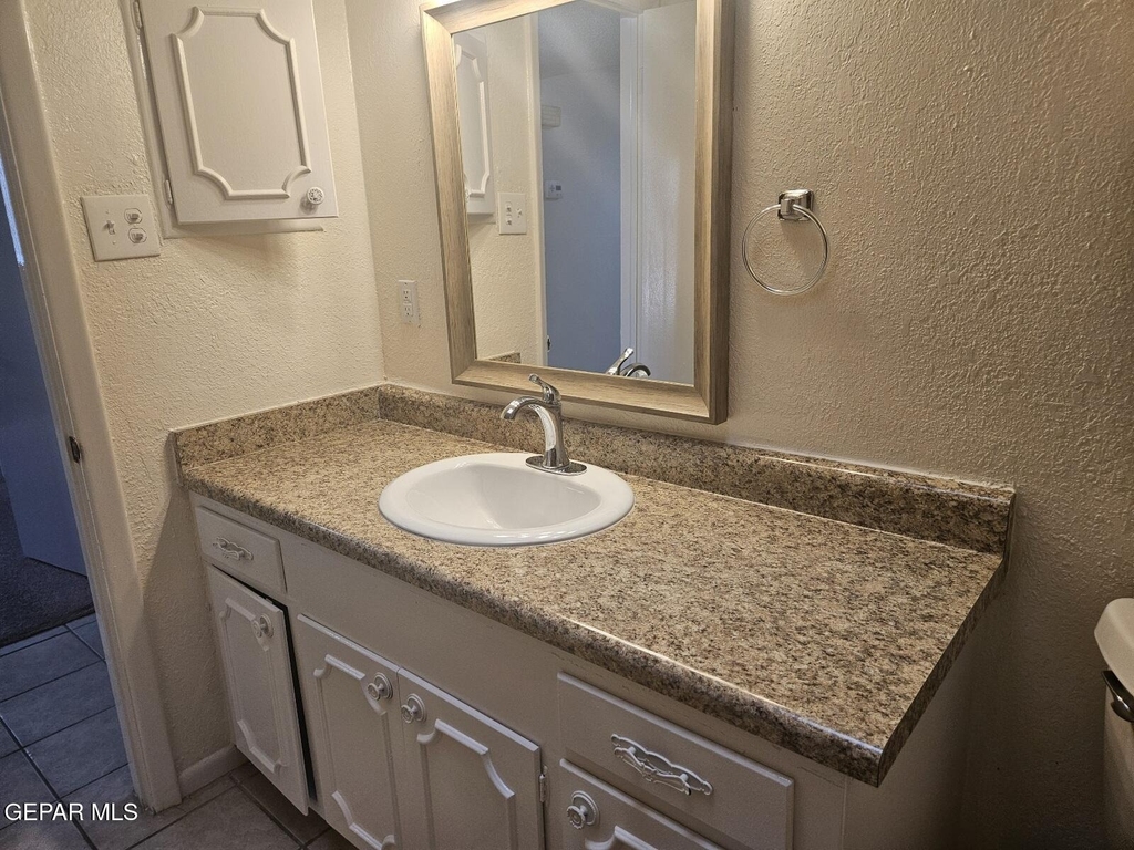 6832 Escondido Drive - Photo 11