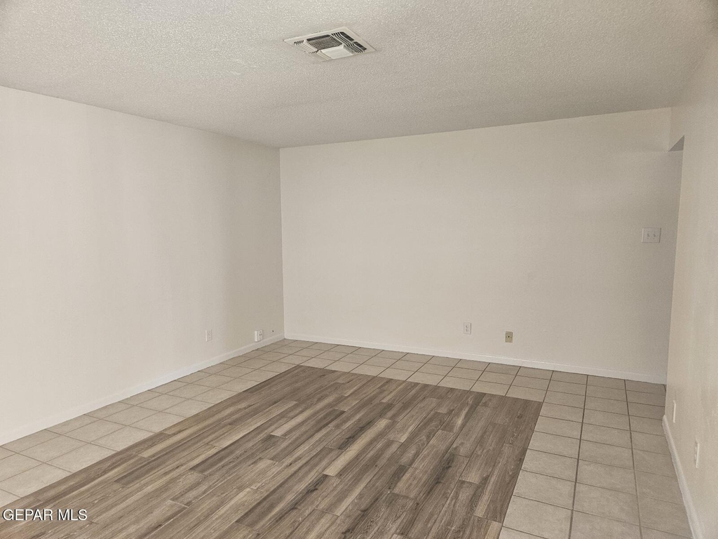 6832 Escondido Drive - Photo 3