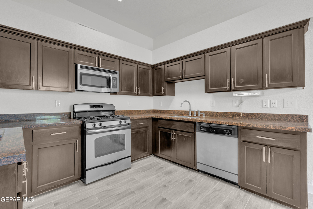6541 Dakota Ridge Drive - Photo 14