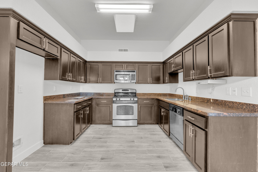 6541 Dakota Ridge Drive - Photo 12